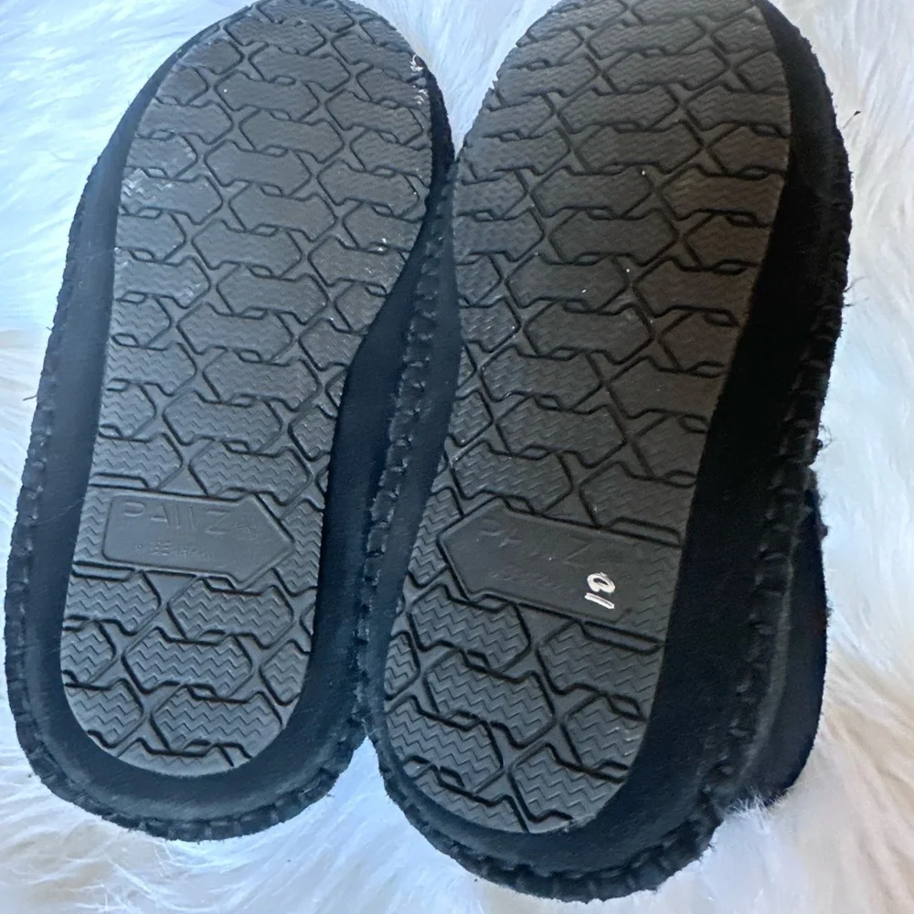 EUC PAWZ by BearPaw Winter Black Ankle Boots Size‎ 10